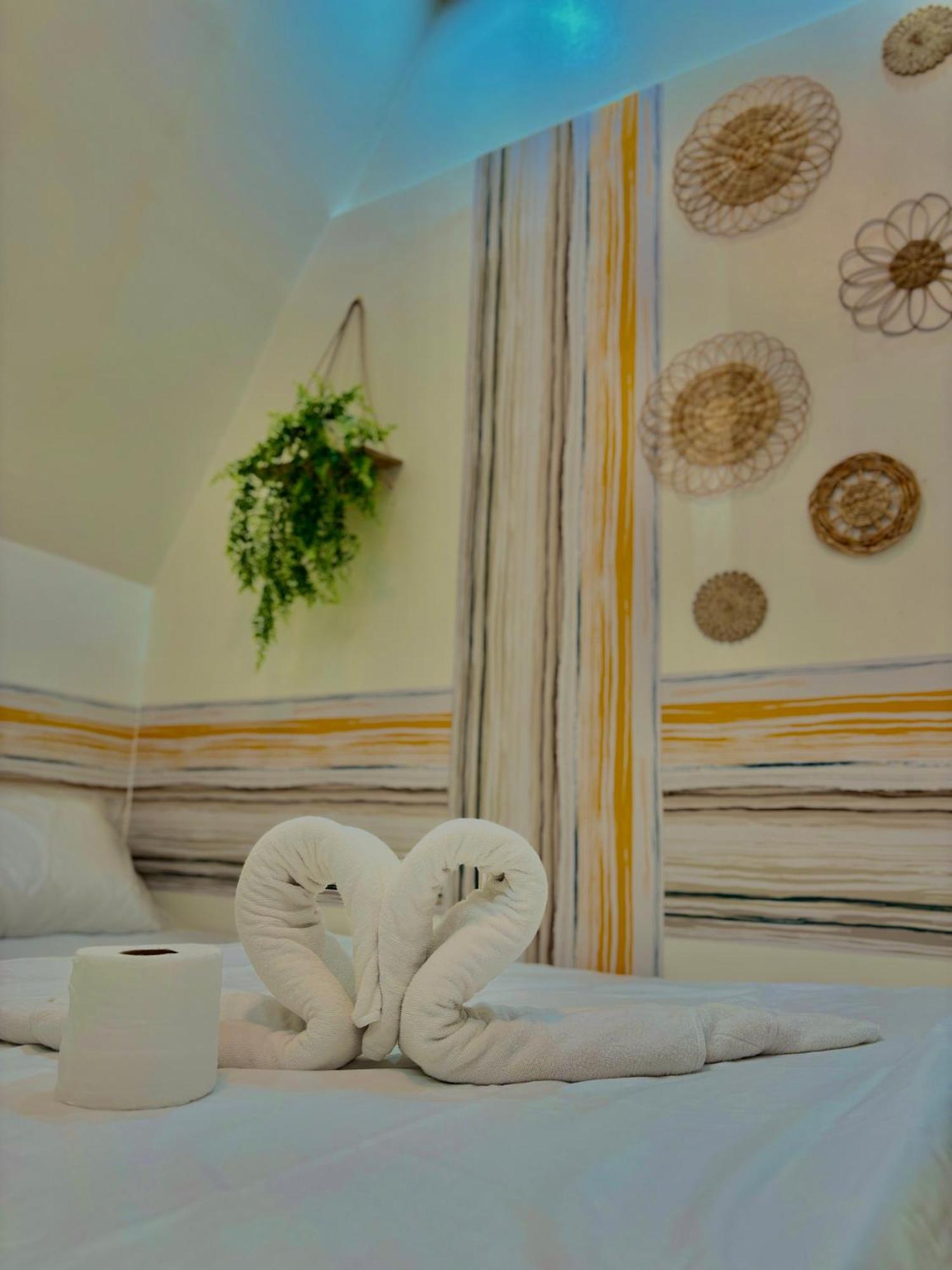 Villa Lovi Panagsama Beach Moalboal Buitenkant foto