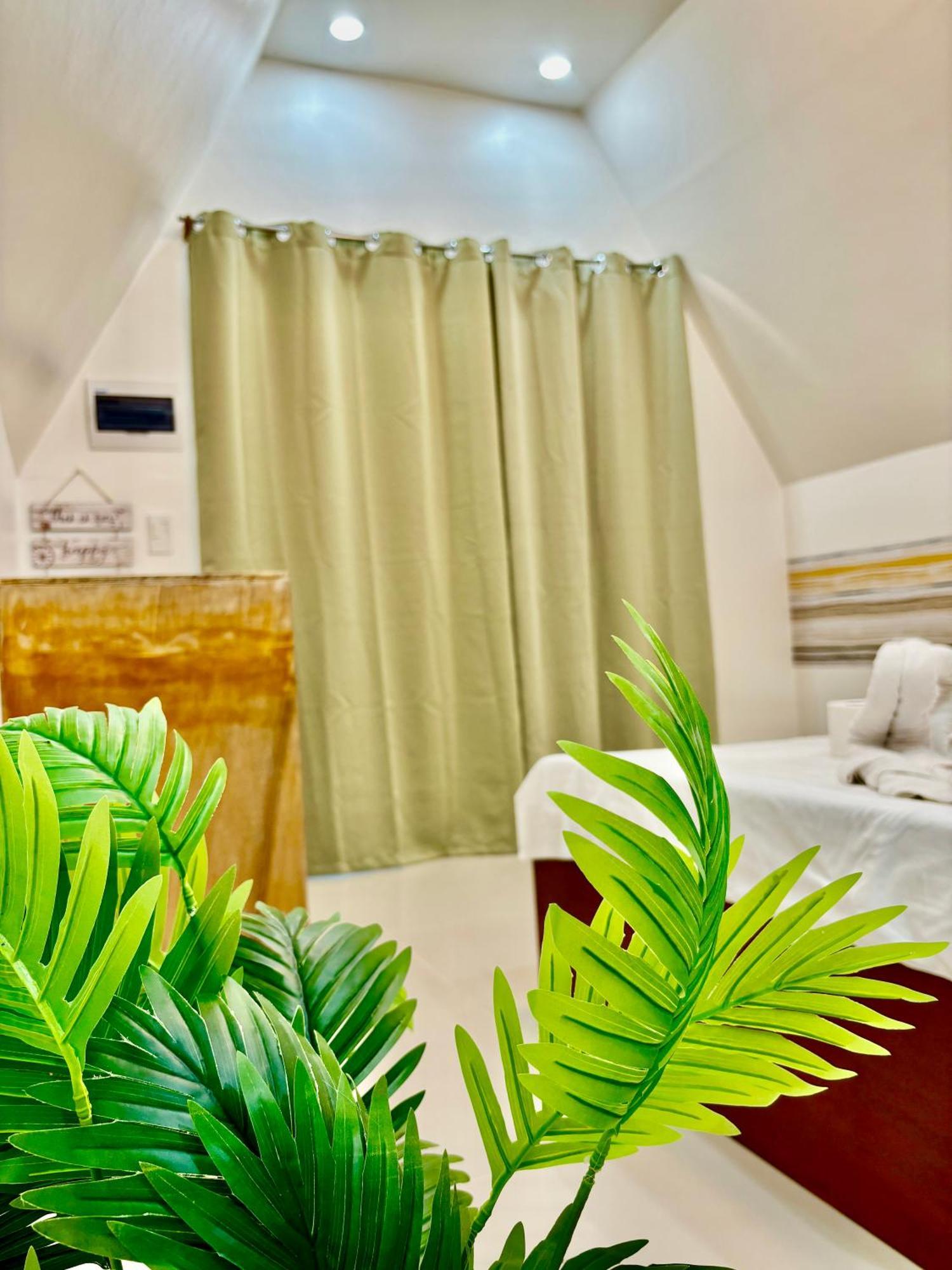 Villa Lovi Panagsama Beach Moalboal Buitenkant foto